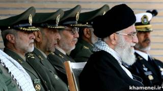 آیت الله خامنه ای در جمع نظامیان