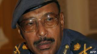 وزير الدفاع السوداني عبد الرحيم محمد حسين