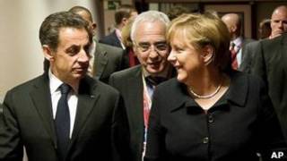 Ông Nicolas Sarkozy và bà Angela Merkel