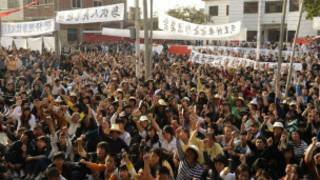 廣東陸豐烏坎村村民抗議政府奪走土地