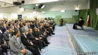 آیت الله خامنه ای در جمع مقامات وزارت خارجه