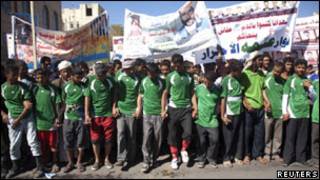 متظاهرون في اليمن ضد الرئيس