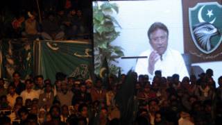 مشرف ریلی سے ویڈیو خطاب کرتے ہوئے
