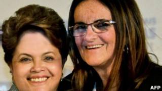 Graça Foster com Dilma Rousseff em evento em 2011