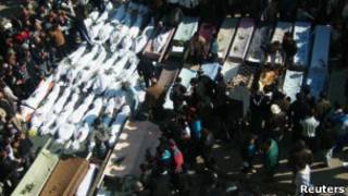 Funeral em Homs Foto: Reuters