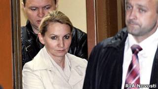 Старший следователь ГСУ столичного ГУМВД Нелли Дмитриева перед началом заседания в Пресненском суде Москвы