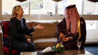 كلينتون وسعود الفيصل