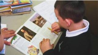 小學生看書
