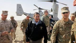 O secretário de Defesa americano, Leon Panetta, em visita ao Afeganistão