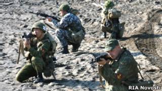 Учения российских морских пехотинцев