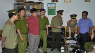 Mục sư Nguyễn Công Chính khi bị bắt