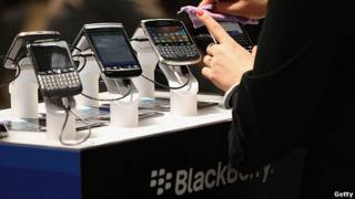 teléfonos blackberry em exhibición