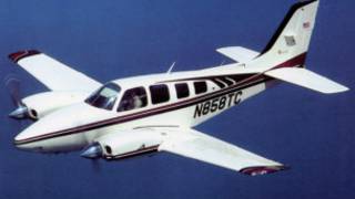 Avião Beechcraft Baron. Foto: San Diego Air & Space Museum Archives/Licença Creative Commons