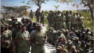 Ex-militares haitianos mobilizados em Porto-Príncipe