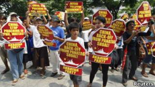 Unjuk rasa anti Cina di Manila
