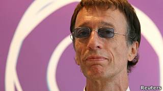 Danh ca Robin Gibb