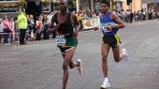 Anuradha Cooray (R) at a marathon in UK
