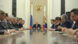 Владимир Путин председательствует на заседании нового правительства в Кремле 21 мая 2012 года