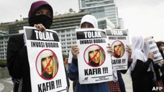 Người Indonesia phản đối Lady Gaga