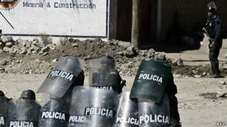 Policía peruana