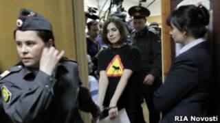 Участница панк-группы Pussy Riot