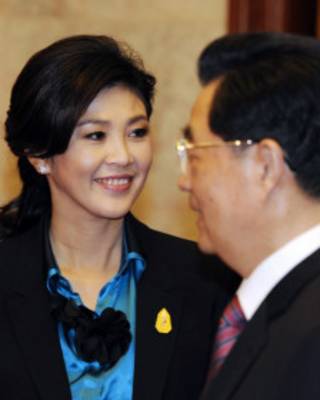 Thủ tướng Yingluck gặp ông Hồ Cẩm Đào khi thăm Bắc Kinh 2012
