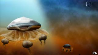 Desenho de criatura alienígena imaginada por Maggie Alderin-Polock
