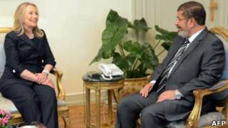 کلنټن، مرسي