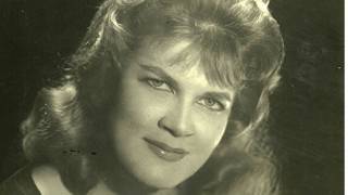 Carilda Oliver, poetisa erotica de Cuba