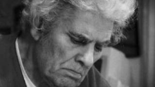 احمد شاملو