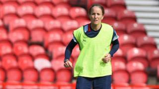Casey Stoney mmoja wa wanasoka wa Uingereza