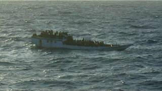 kapal imigran gelap