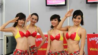Các 'vũ công' của VietJetAir