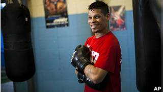 El boxeador puertorriqueño Orlando Cruz