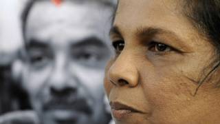 Prageeth (L) and Sandya Eknaligoda