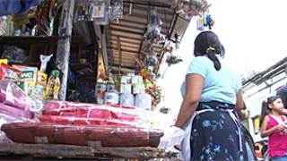 Mujer en El Salvador