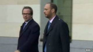 Максим Бакиев выходит из суда