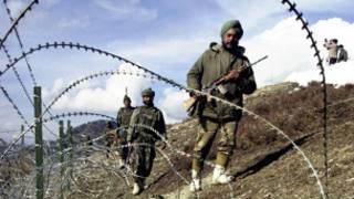 Sojan Indiya na sintiri kan iyakar da ta raba Kashmir gida biyu