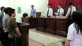 Hội đồng xét xử tuyên án