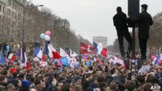 Демонстрация в Париже против однополых браков