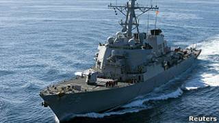 Tàu khu trục mang tên lửa dẫn đường USS John S. McCain