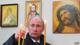 Владимир Путин в церкви
