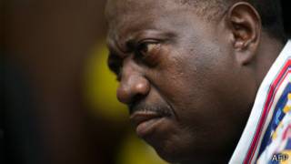 Minisitiri Richard Mangez yanenze imikorere ya Scot Campbell