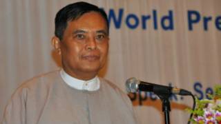ကမ္ဘာ့ စာနယ်ဇင်း လွတ်လပ်ခွင့်နေ့ တက်တဲ့ ပြန်ကြားရေးဝန်ကြီး ဦးအောင်ကြည်