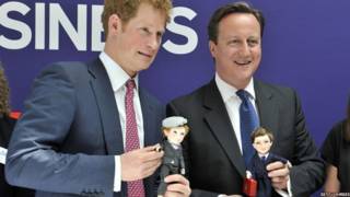 Thủ tướng David Cameron và Hoàng tử Harry. Ảnh: Getty Images/Bruce Adams