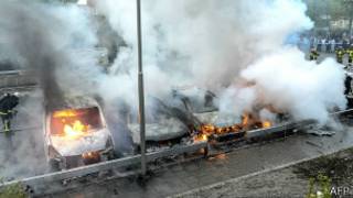 Беспорядки перекинулись на другие шведские города