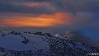 Chile evacúa zonas cercanas al volcán Copahue - BBC News Mundo