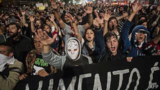 Manifestantes en Sao Paulo