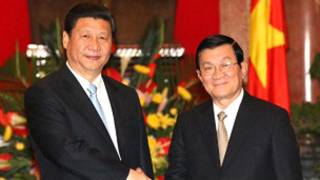 Hai ông Tập Cận Bình và Trương Tấn Sang trong chuyến thăm của ông Tập tới Việt Nam