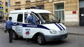 Полицейские у здания суда